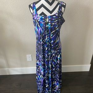 Glamour || purple graphic maxi dress